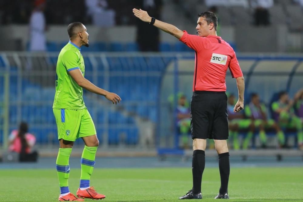 «النصر» يكتسح «الفتح» بخماسية