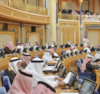 «الشورى» يطالب بإعادة النظر في «ضريبة القيمة المضافة»