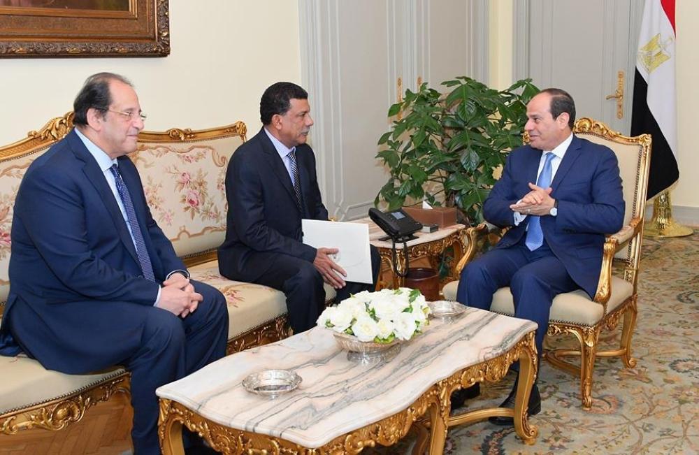 السيسي يتسلم رسالة من رئيس المجلس العسكري السوداني