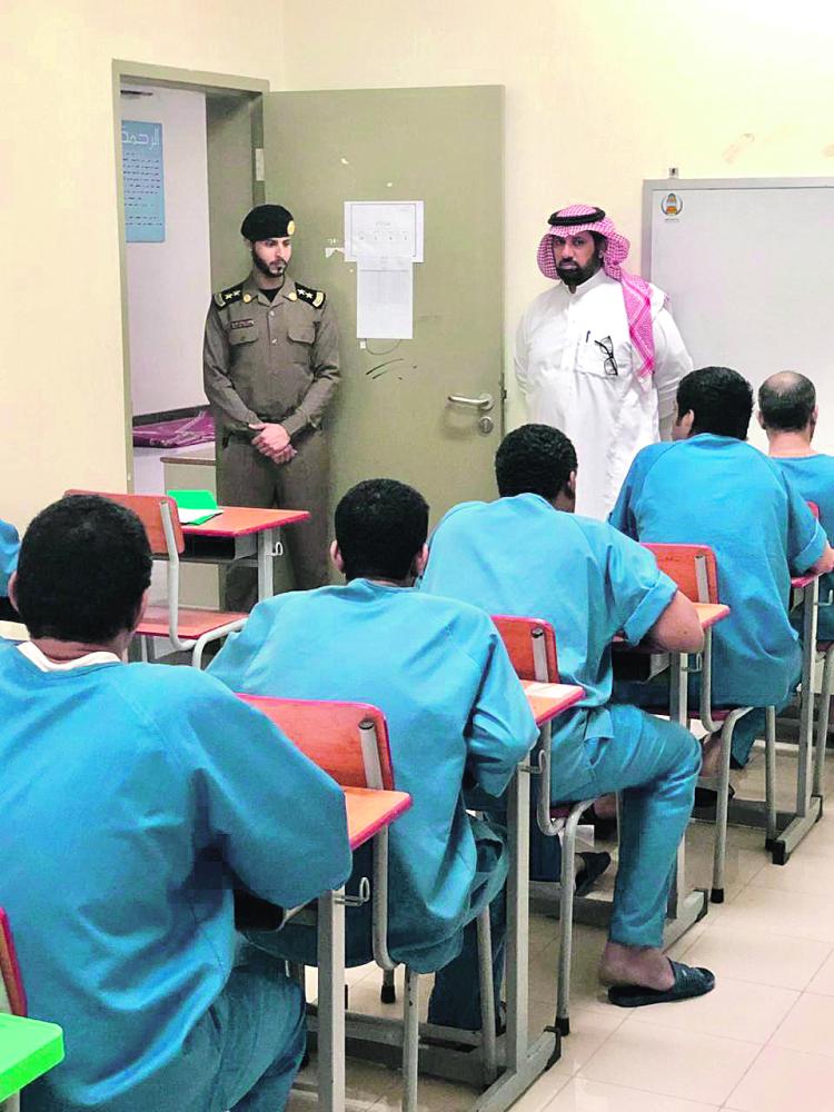 829 نزيلا يؤدون اختباراتهم بسجون الشرقية