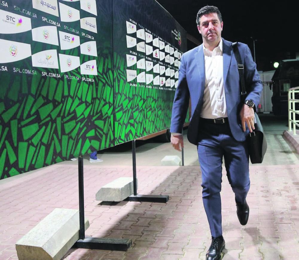 فيتوريا يعتمد على البدلاء