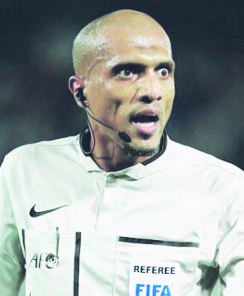 طاقم عماني للنصر وياباني للهلال