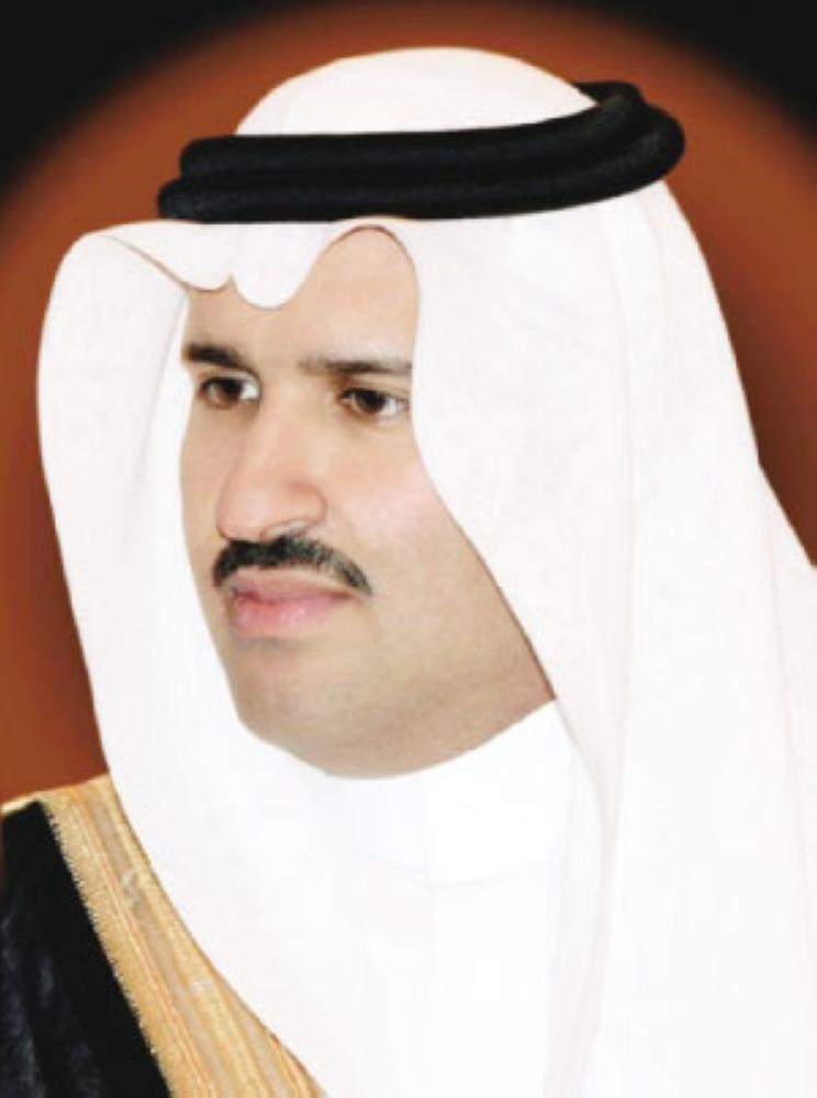 أمير المدينة يوجه بإعادة 47 مواطنة للعمل 