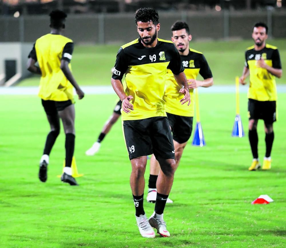 نفاد أكثر من 30 ألف تذكرة للكلاسيكو