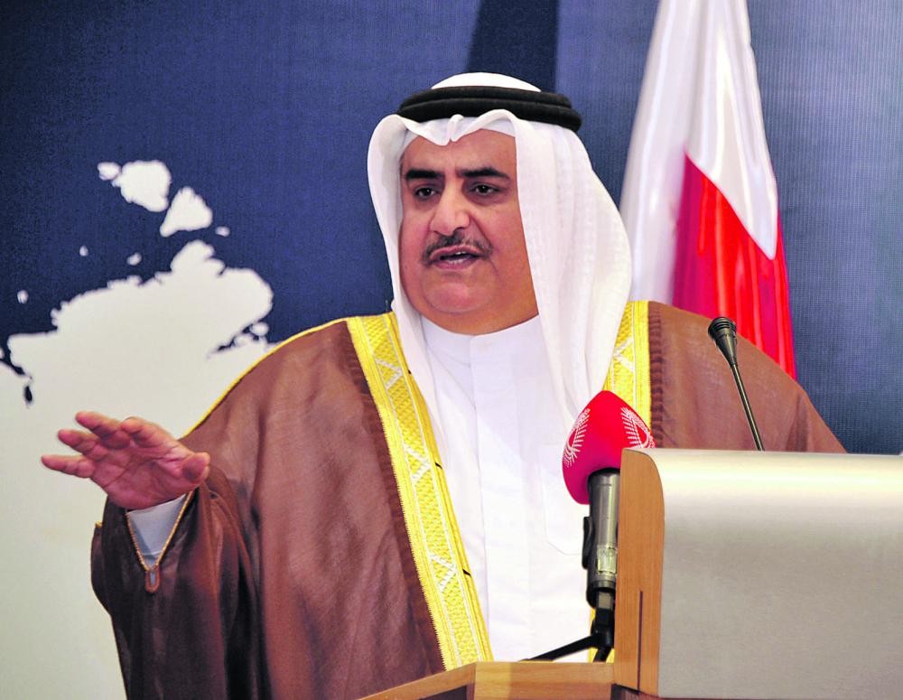 الصدر يناصر خامنئي ويهاجم البحرين