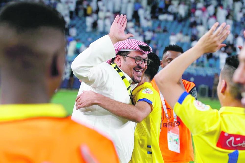 التعاون «وش تسوي» أكلتهم كأس ودوري