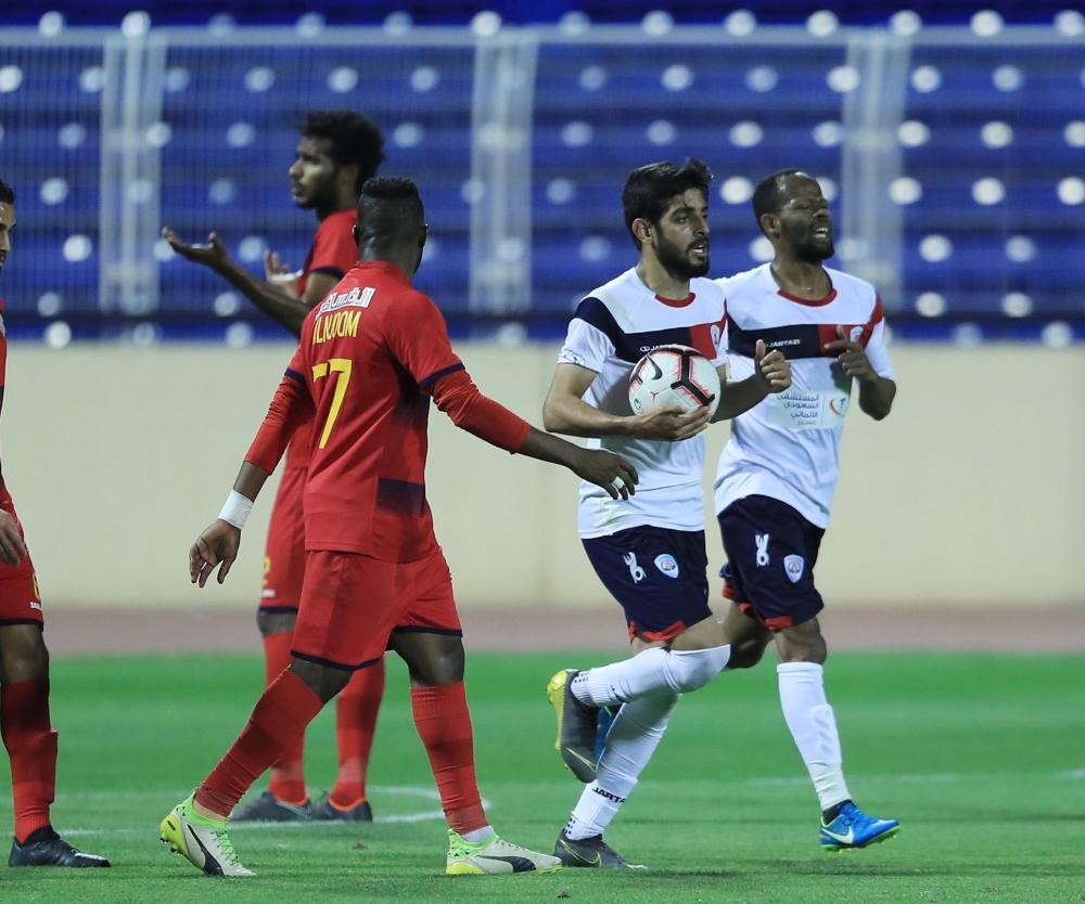 «أبها» أول الصاعدين إلى دوري المحترفين
