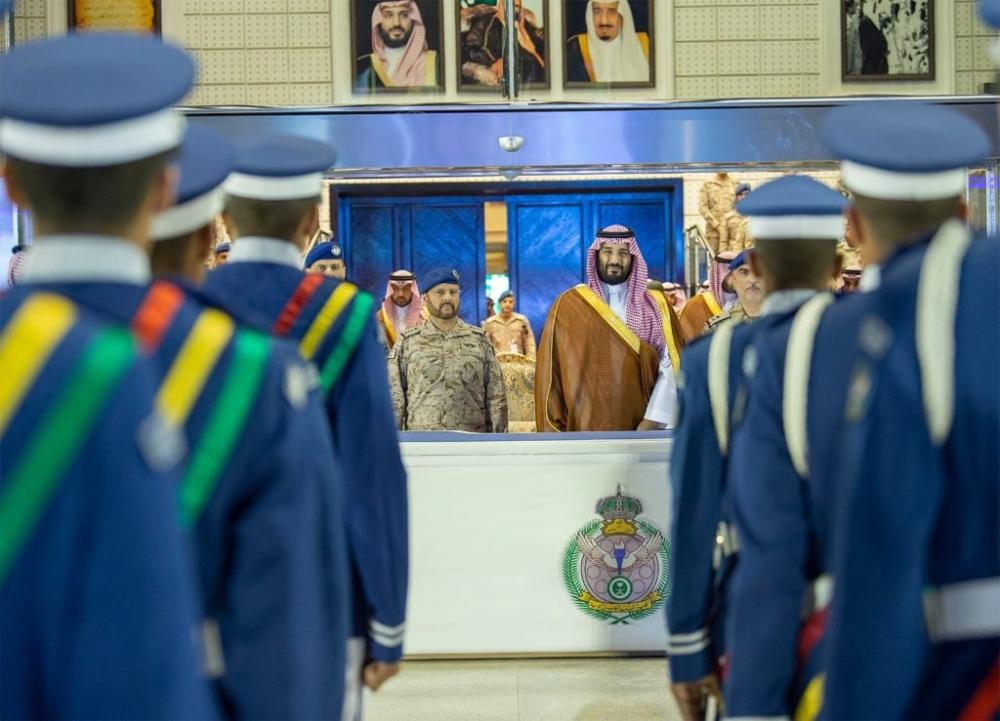 ولي العهد يرعى حفل تخريج طلاب كلية الملك فيصل الجوية