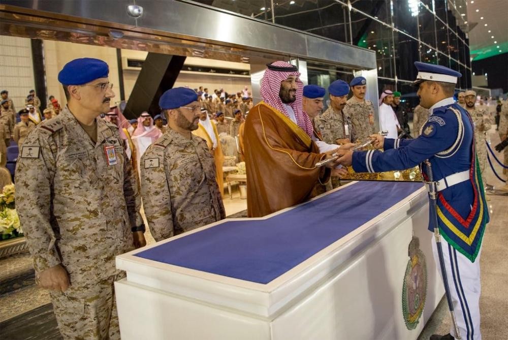 ولي العهد يرعى حفل تخريج طلاب كلية الملك فيصل الجوية