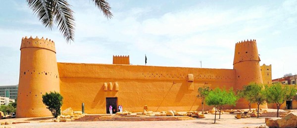 المصمك يستقبل الزوار طوال شهر رمضان