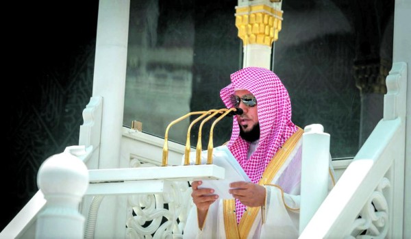 إماما الحرمين: بين أيديكم ليال شريفة وأيام فاضلة