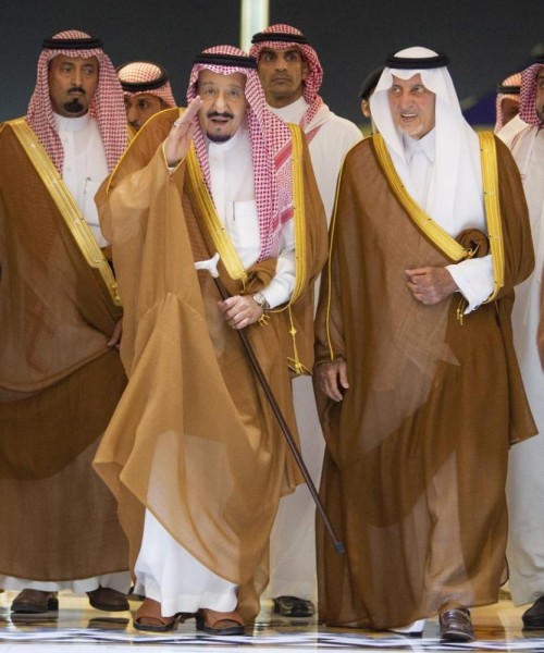 خادم الحرمين يصل جدة قادماً من الرياض