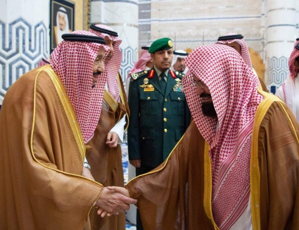 خادم الحرمين يصل جدة قادماً من الرياض