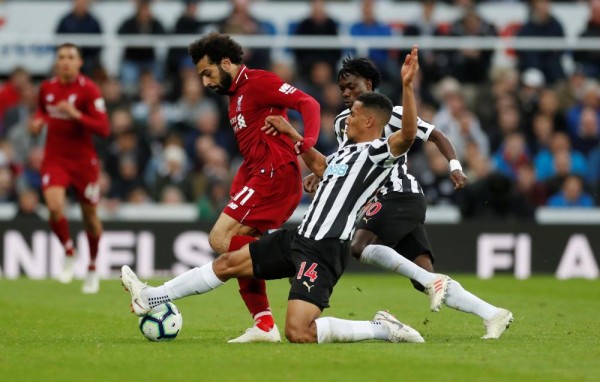 «ليفربول» يحافظ على آماله في اللقب بهزيمة «نيوكاسل»