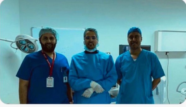 تدخل جراحي ينقذ حياة مريضة بمستشفى الملك خالد