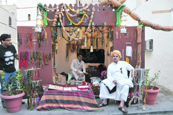 سوق العلوي «ذاكرة» الزمن الجميل في جدة التاريخية