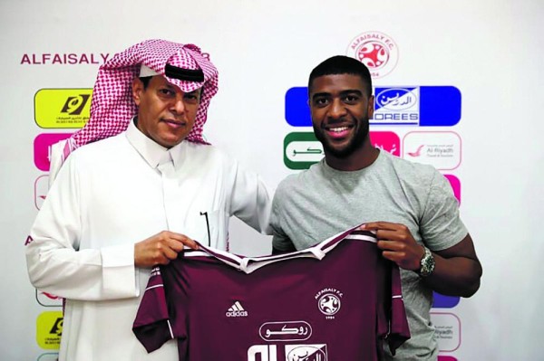 الفيصلي يتعاقد مع رولي بونيفاسيا