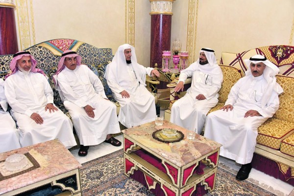 تواصل اجتماعي يجمع الأحبة بمجلس «المهيدب»