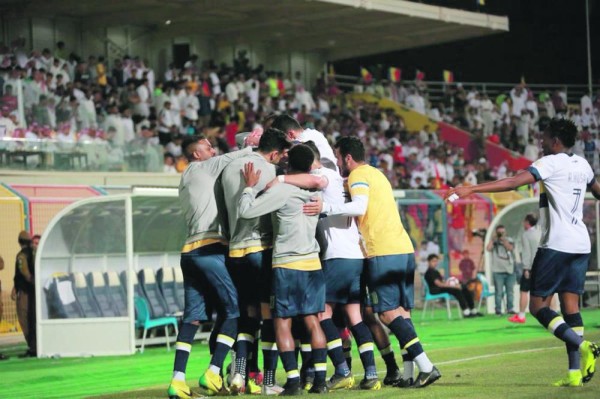النصر يرقص طربا في الرس