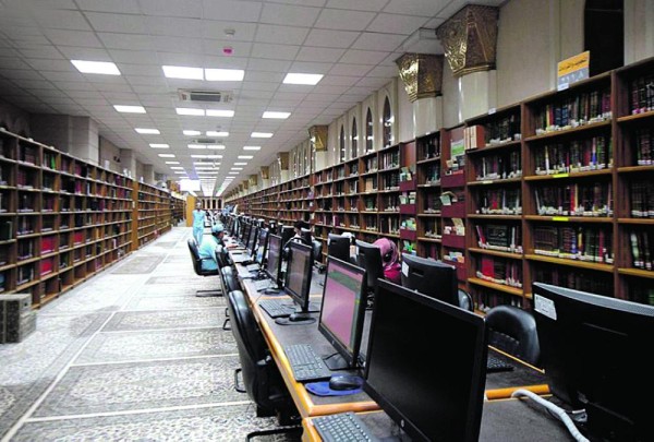 700 ألف زائر لمكتبة المسجد النبوي سنويا