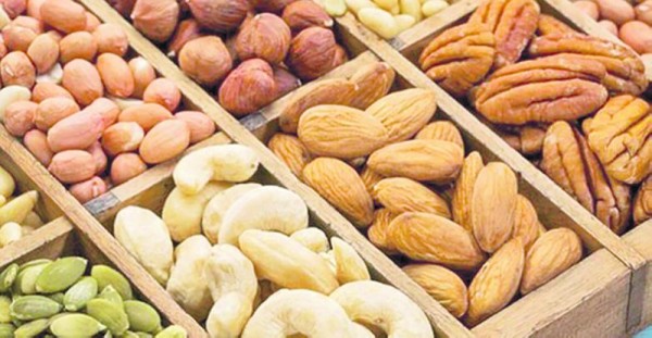 المكسرات ترفع مستوى ذكاء الأطفال