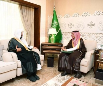 نائب أمير الشرقية  يستقبل رئيس المحكمة العامة بالخبر