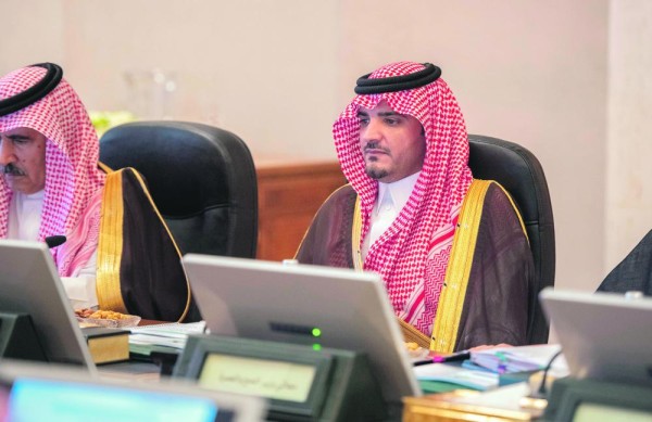 وزير الداخلية يرأس اجتماع لجنة الحج العليا