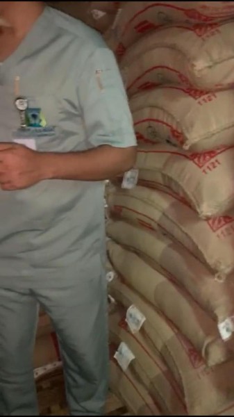 «وجبات بالزجاج» فى حفر الباطن.. والبلدية تغلق المطعم