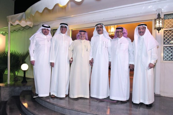 التواصل في ليالي الشهر الكريم يتجسد في «مجلس الجميح»