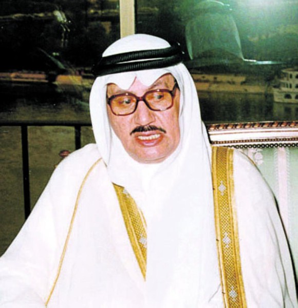 «الإعلام» تنعى وزيرها الأسبق علي الشاعر