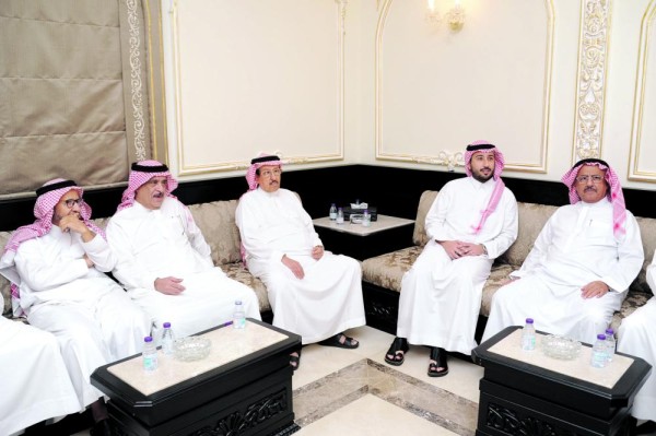 اللقاءات الودية في «مجلس الضبيب» تجدد المحبة والإخاء