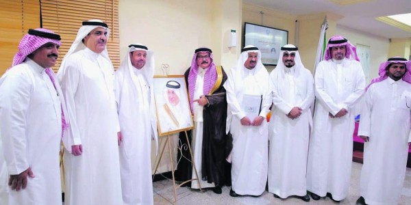 الخبتي يطرح الأسئلة الجدلية لكتاب «إن لم..فمن؟» بأدبي جدة