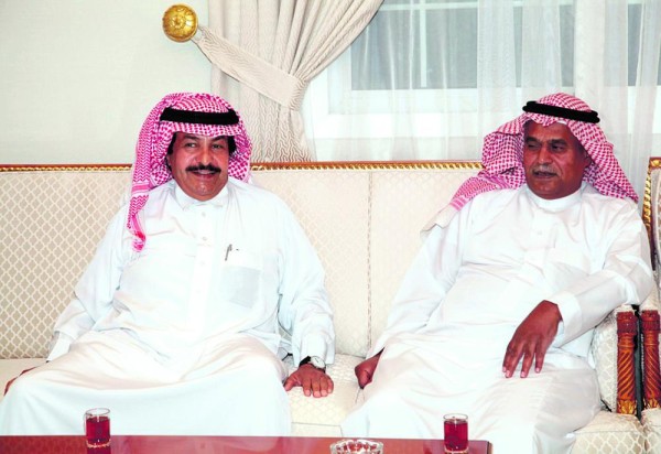 الحوار المثمر والبنّاء.. سمة الأحاديث في «مجلس الخنيني»