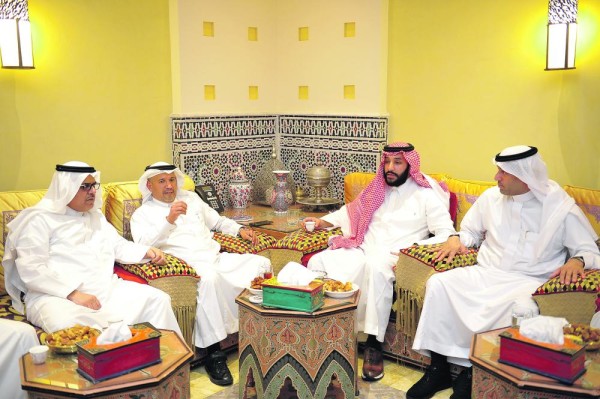 مجلس الحكير يعزز التلاحم بين الأصدقاء