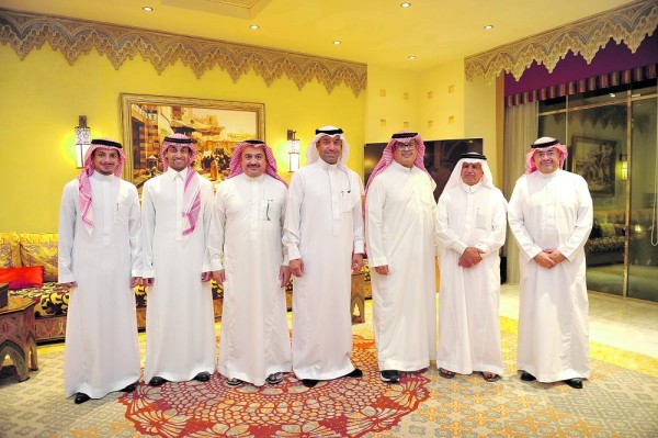 مجلس الحكير يعزز التلاحم بين الأصدقاء