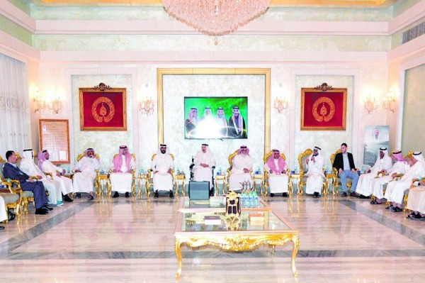 استقبالات «مجلس الحماد» تبعث رسائل للتلاحم