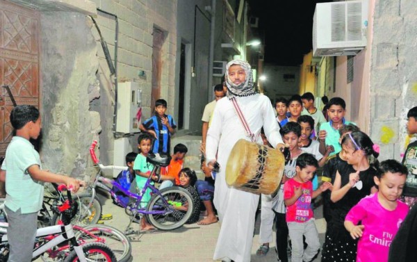 «أبو طبيلة».. أيقونة رمضان فى الأحساء