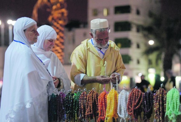 «جادة قباء».. وجهة تسوق لأهالي وزوار المدينة المنورة