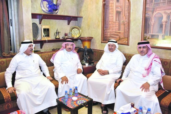 «مجلس الملا» يجمع الأحبة والأصدقاء في رمضان