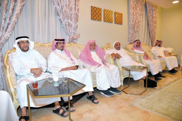 «مجلس العامر» محط لقاء الأسرة وأهالي الأحساء