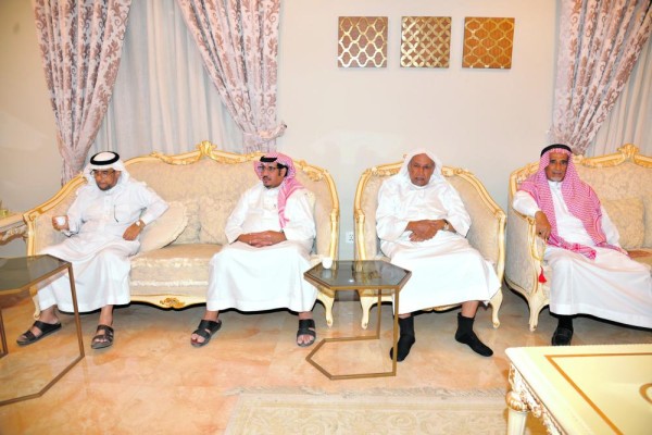 «مجلس العامر» محط لقاء الأسرة وأهالي الأحساء