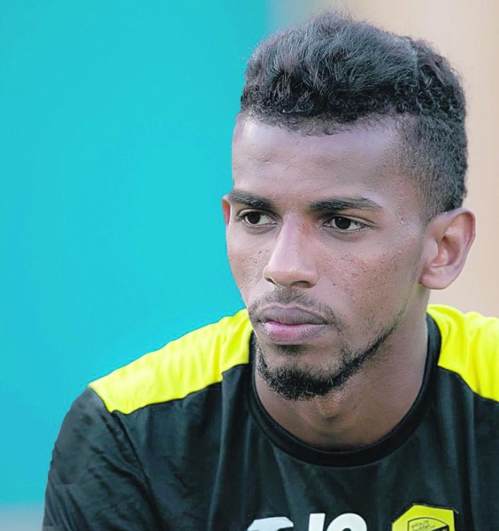 عسيري يقترب من وداع الاتحاد