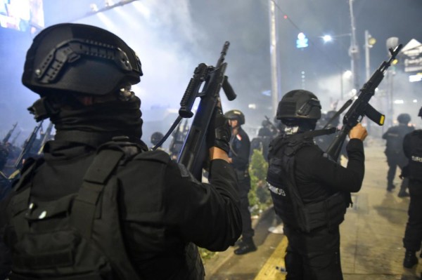 إندونيسيا .. اعتقال 6 أشخاص خططوا لاغتيال 'شخصيات وطنية'