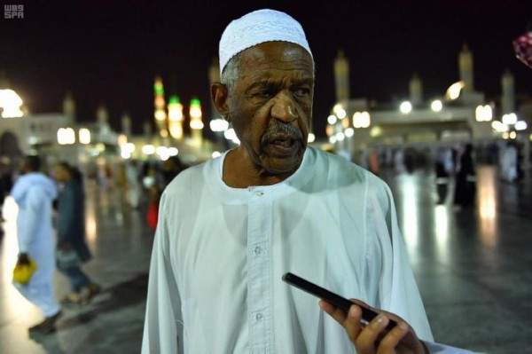 زوار المسجد النبوي: المملكة منارة الإسلام والسلام