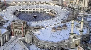 توافد قادة الدول ورؤساء الوفود على جدة لحضور القمم الثلاث