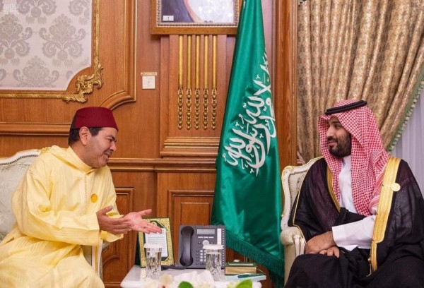 ولي العهد يلتقي رئيس وفد المغرب للقمة الإسلامية