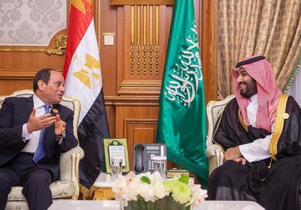  ولي العهد يلتقي الرئيس المصري