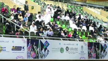 عروض مثيرة في «الصالة الخضراء» مساء اليوم