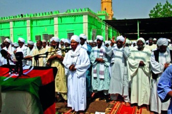 المملكة للسودانيين: استأنفوا الحوار.. والمهدي يؤكد: المخرج بالتشاور