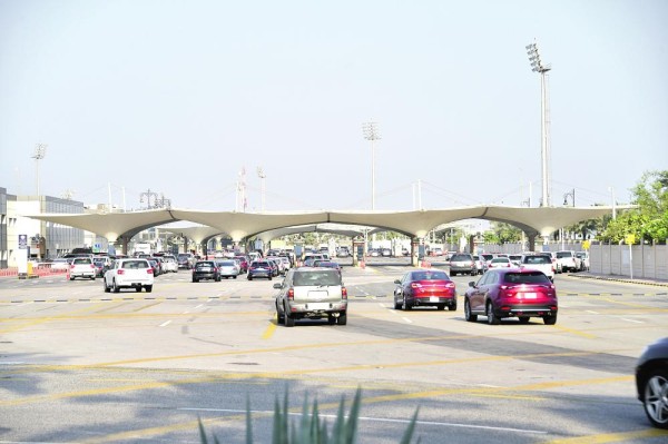 121 ألف عابر لـ «الجسر» رابع أيام العيد